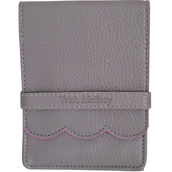 Trish McEvoy Makeup Travel Pouch ONLY Faux Leather from Confidence to Go Line - Picture 1 of 8